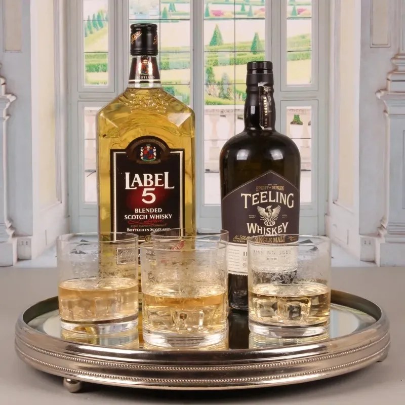 Pahar de whisky din sticlă, transparent, cu model în spirală gravat, 280 ml, 9 x 8 cm, „Joséphine”