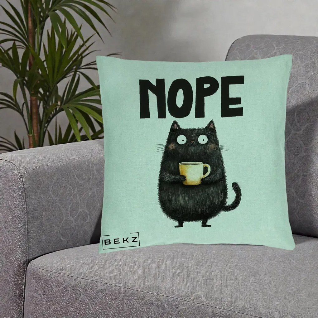 Perna Decorativa NOPE Pisica Neagra Cafea, 40x40 cm, Verde Menta, Husa Detasabila, Perna Inclusa, BEKZ®