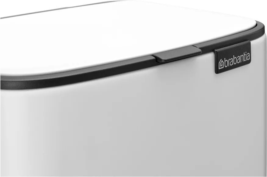 Coș de gunoi alb cu pedală din oțel 7 l Bo – Brabantia