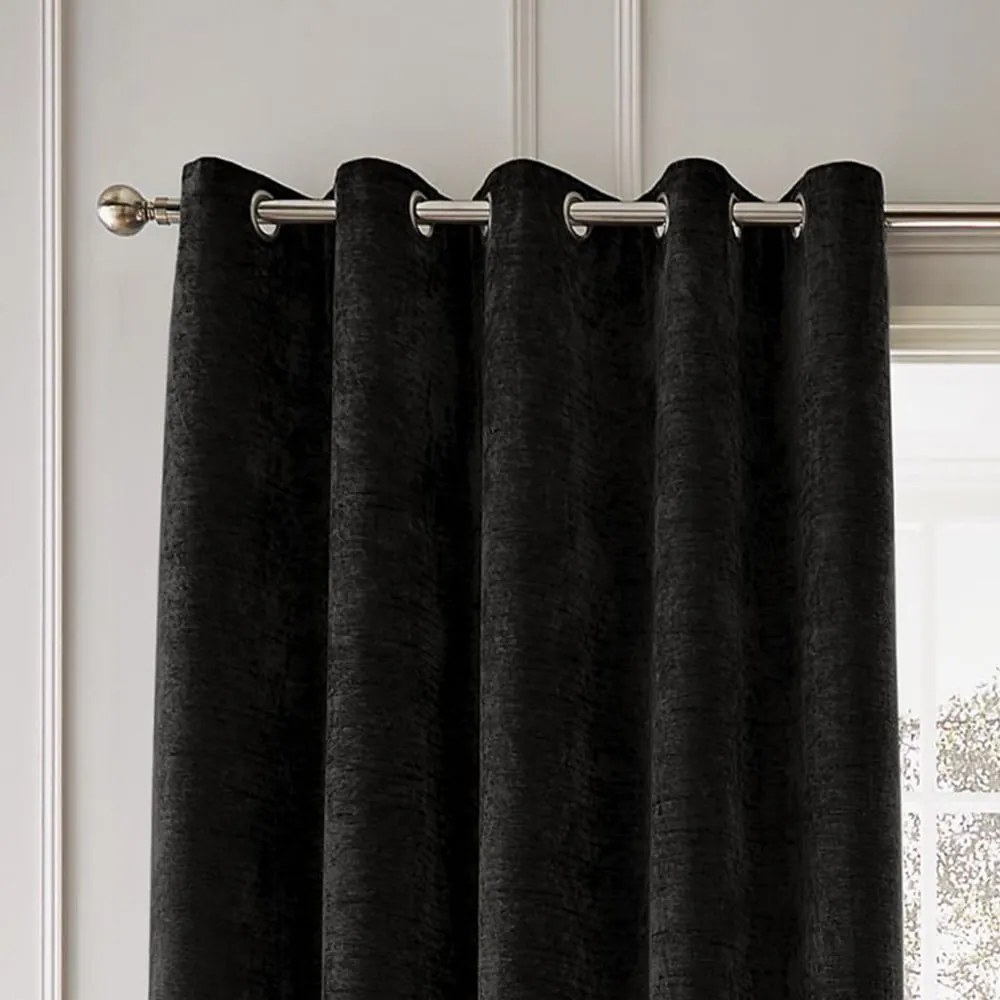 Draperii negre termoizolante 2 buc. din janilie 117x183 cm Selene Luxury Chenille – Hyperion