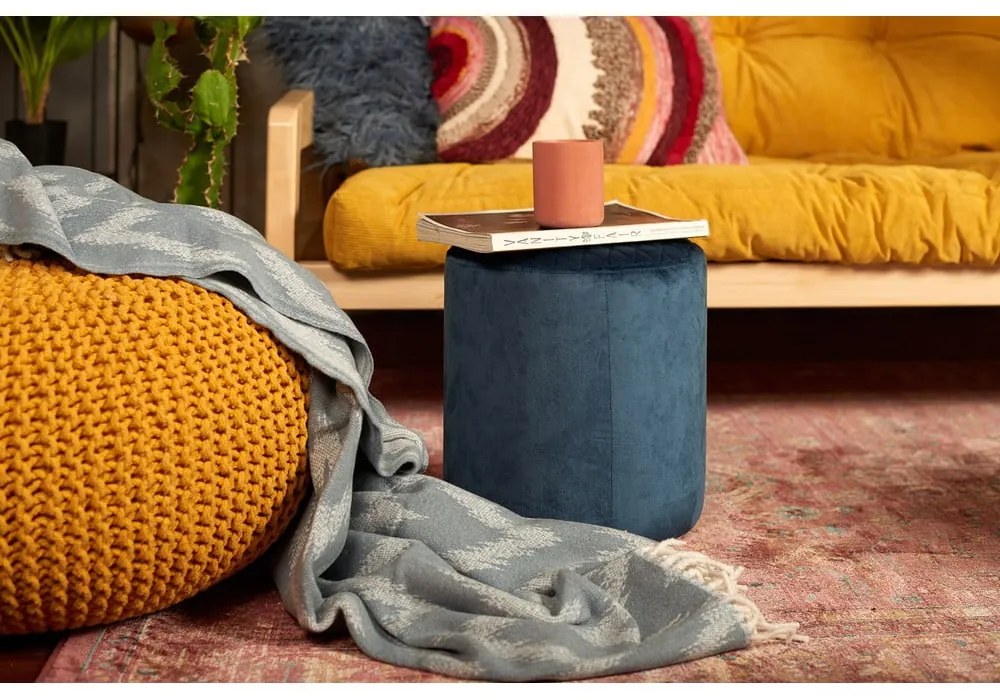 Puf cu tapițerie de catifea House Nordic Ejby, ø 34 cm, albastru