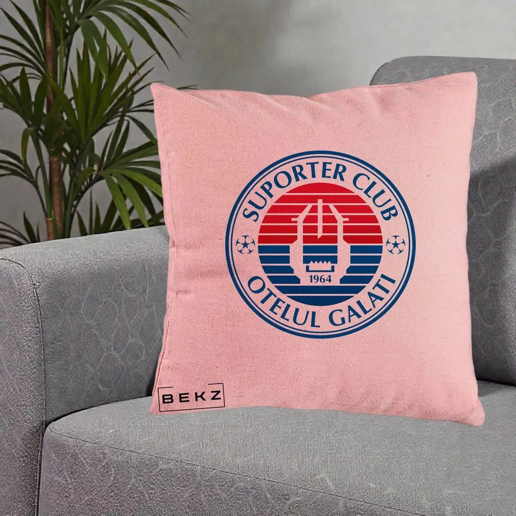 Perna Personalizata Otelul Galati Suporter Club 1964, 40x40 cm, Roz, Husa Detasabila, Perna Inclusa, BEKZ®