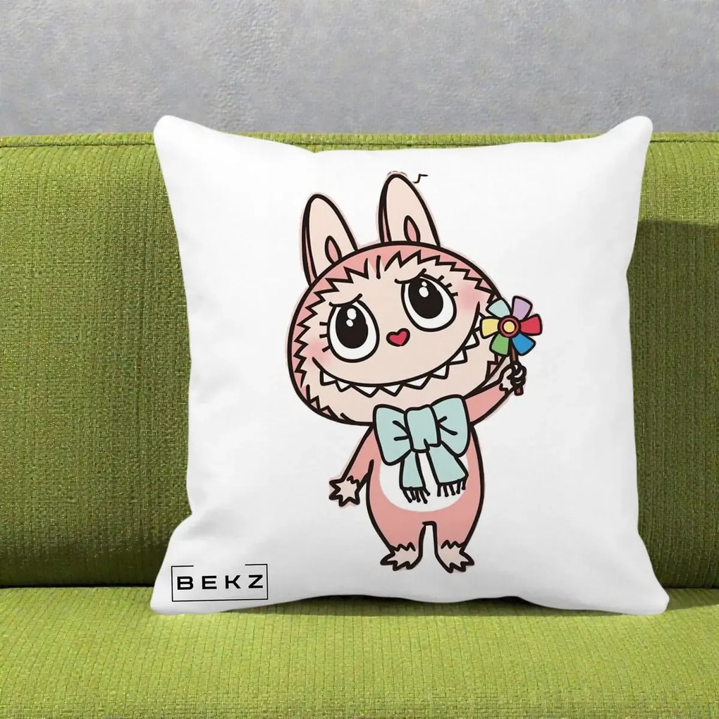 Perna Personalizata Labubu Roz cu Morisca, 40x40 cm, Alba Mata, Husa Detasabila, Perna Inclusa, BEKZ®