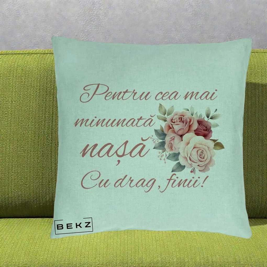 Cadou pentru Nasa - Perna Personalizata Pentru Cea mai Minunata Nasa Cu drag Finii, 40x40 cm, Verde Menta, Husa Detasabila, Perna Inclusa, BEKZ®