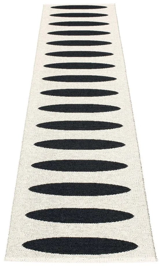 Covor tip traversă pentru interior și exterior negru 70x300 cm Ella Black – Pappelina