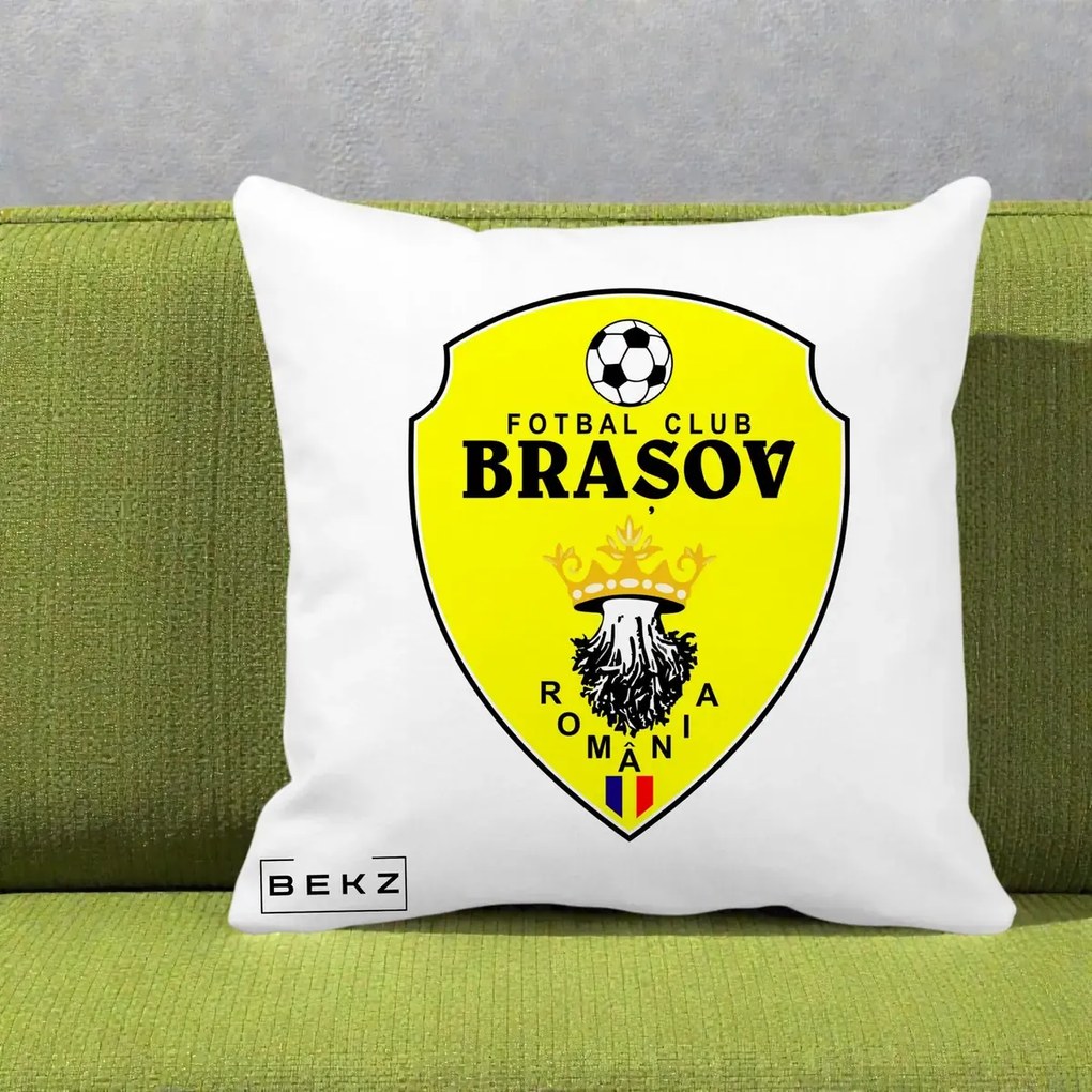 Perna Personalizata FC Brasov Fotbal Romania, 40x40 cm, Alba Mata, Husa Detasabila, Perna Inclusa, BEKZ®