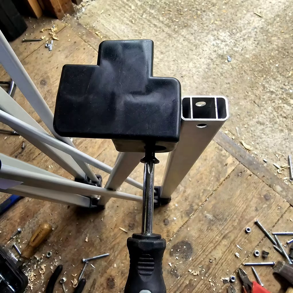 Cort de vânzare pliabil din aluminiu fără pereți | BRIMO Exclusive Alu 2x2 m - fără pereți - Bej