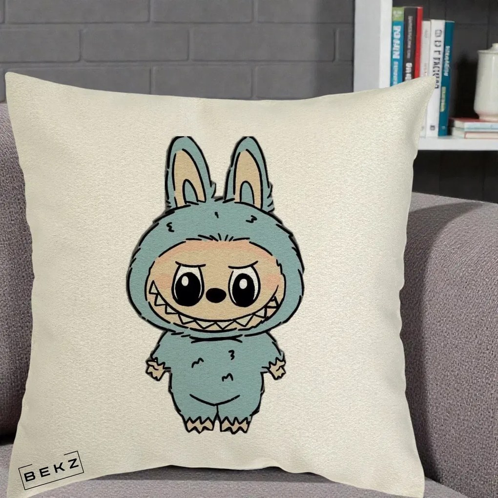 Perna Personalizata Labubu Albastru-Gri Solo, 40x40 cm, Ecru, Husa Detasabila, Perna Inclusa, BEKZ®