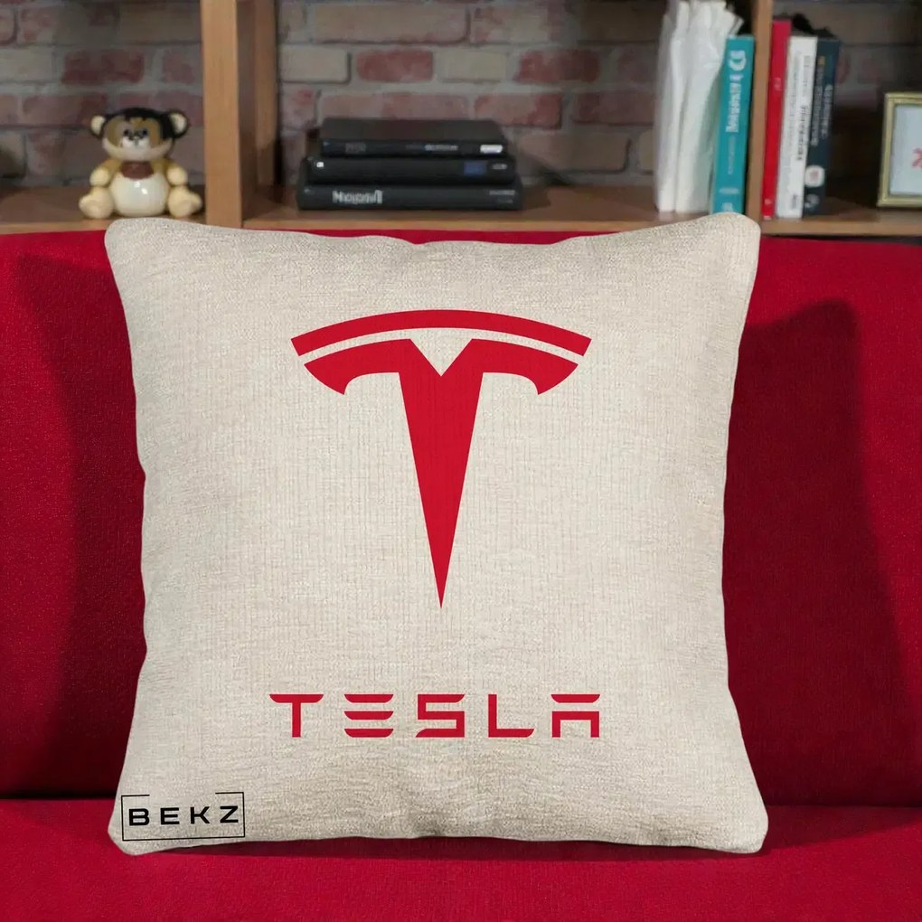 Perna Personalizata cu emblema Tesla, 40x40 cm, Bej Canapea, Husa Detasabila, Perna Inclusa, BEKZ®