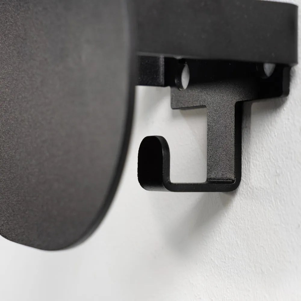 Cuier de perete negru din metal Mani – Spinder Design