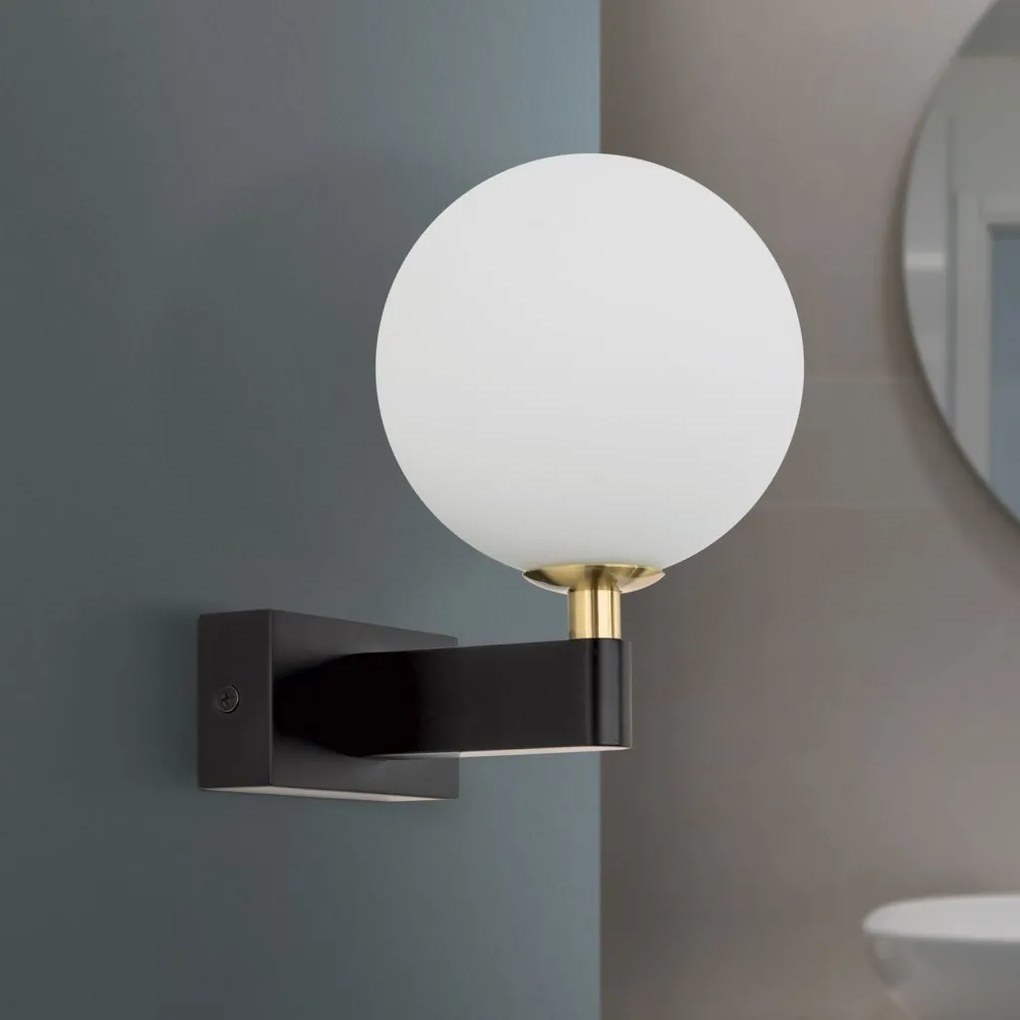 Aplica pentru baie design modern IP44 MARA negru/alama