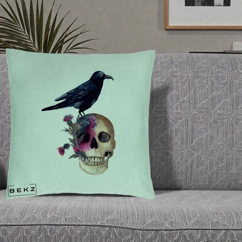 Perna Decorativa Craniu cu Corb si Flori Gothic, 40x40 cm, Verde Menta, Husa Detasabila, Perna Inclusa, BEKZ®