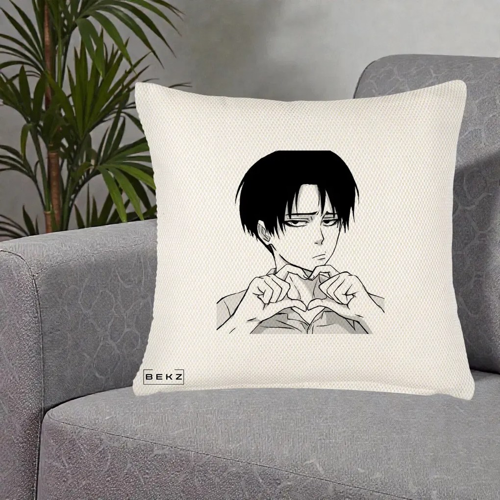 Perna Personalizata Levi Ackerman Inima, 40x40 cm, Crem Reliefat, Husa Detasabila, Perna Inclusa, BEKZ®