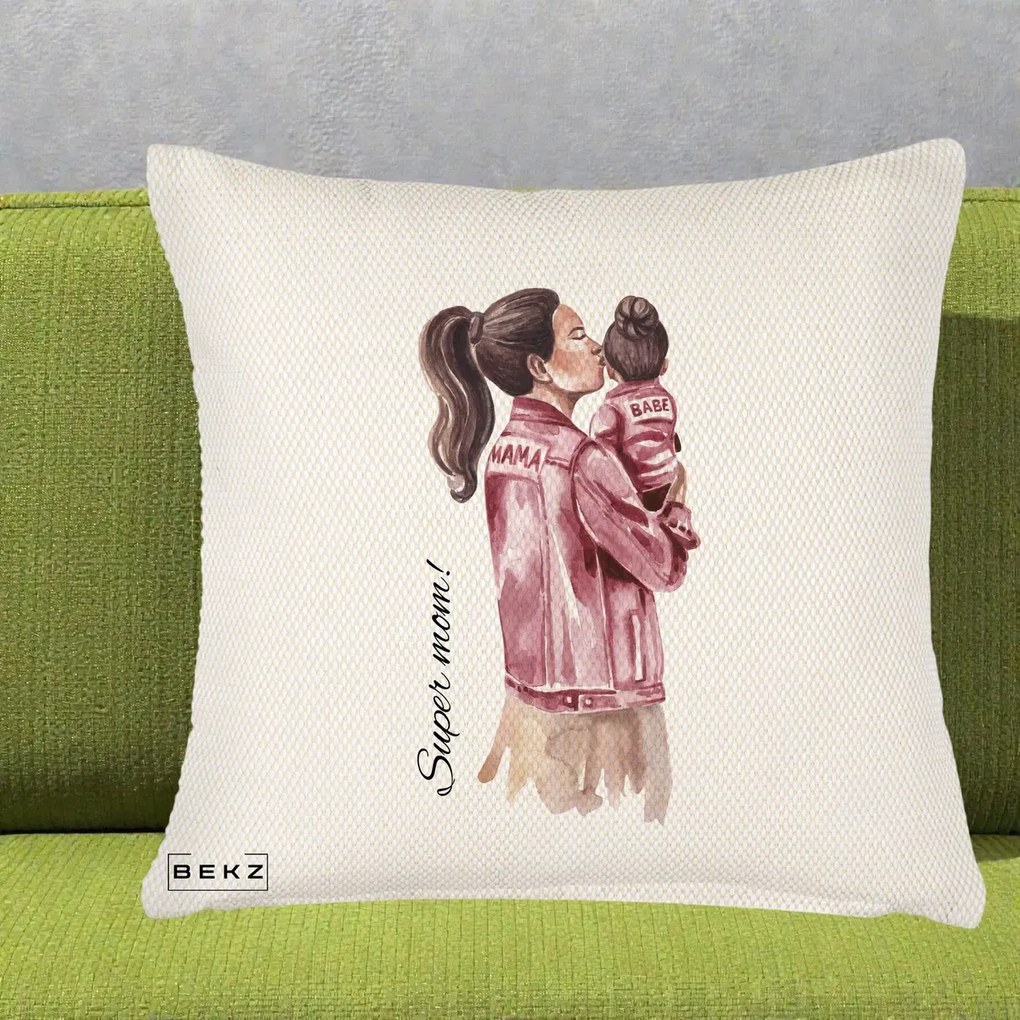 Cadou pentru Mama - Perna Personalizata Super Mom Jachete Roz, 40x40 cm, Crem Reliefat, Husa Detasabila, Perna Inclusa, BEKZ®