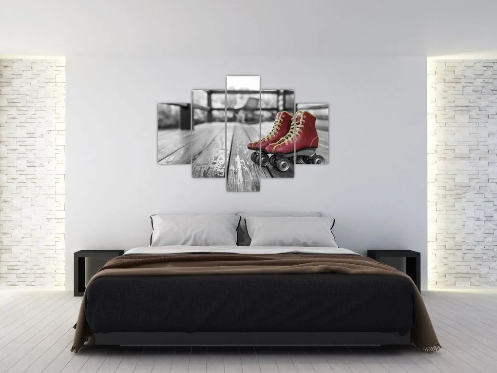Tablou cu pantofi cu role vechi roșii (150x105 cm)