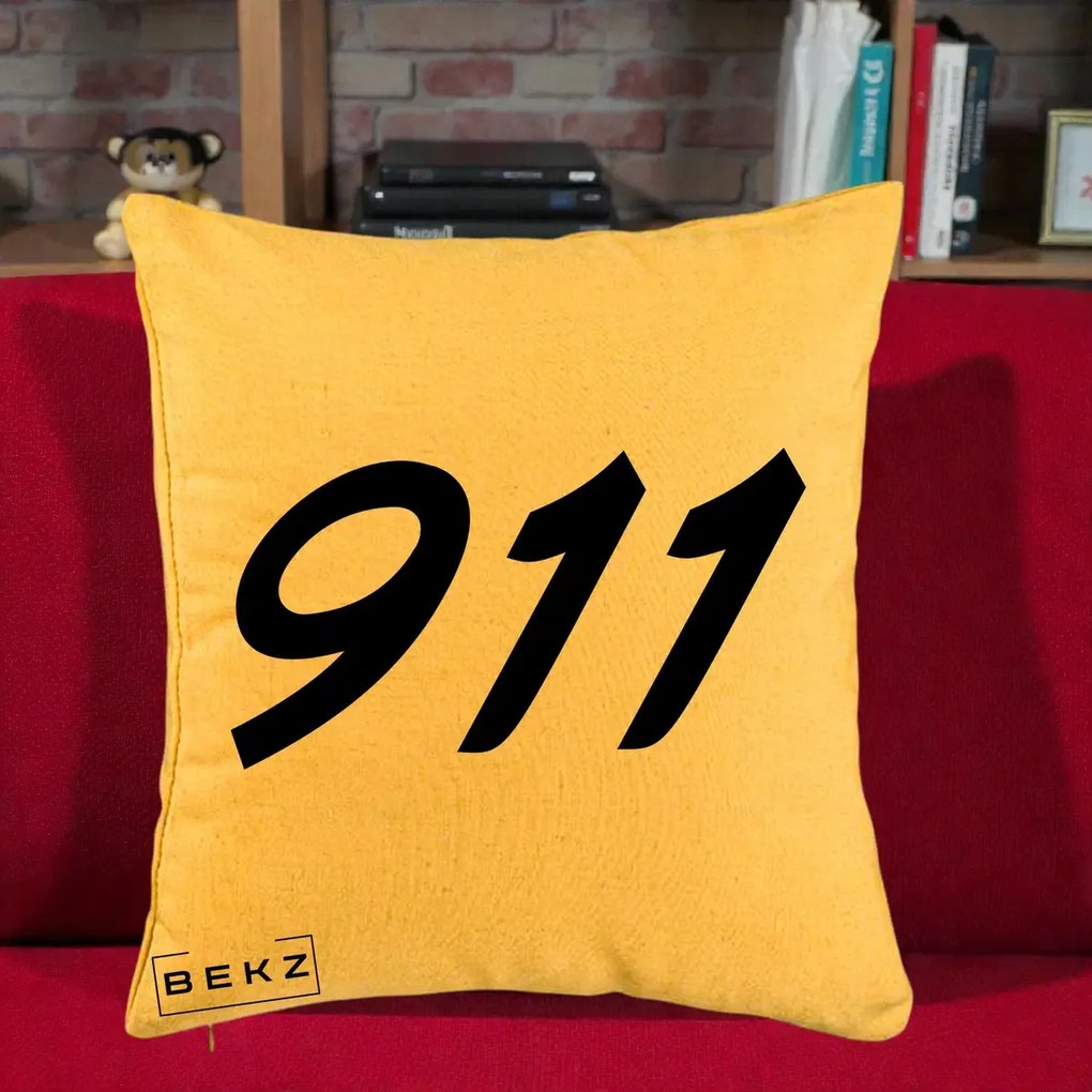 Perna Personalizata 911 Bold, 40x40 cm, Galben, Husa Detasabila, Perna Inclusa, BEKZ®