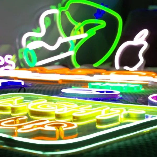 Bandă LED pentru baie NEON EKO-FLEX LED/250W/12V IP65 25m portocaliu