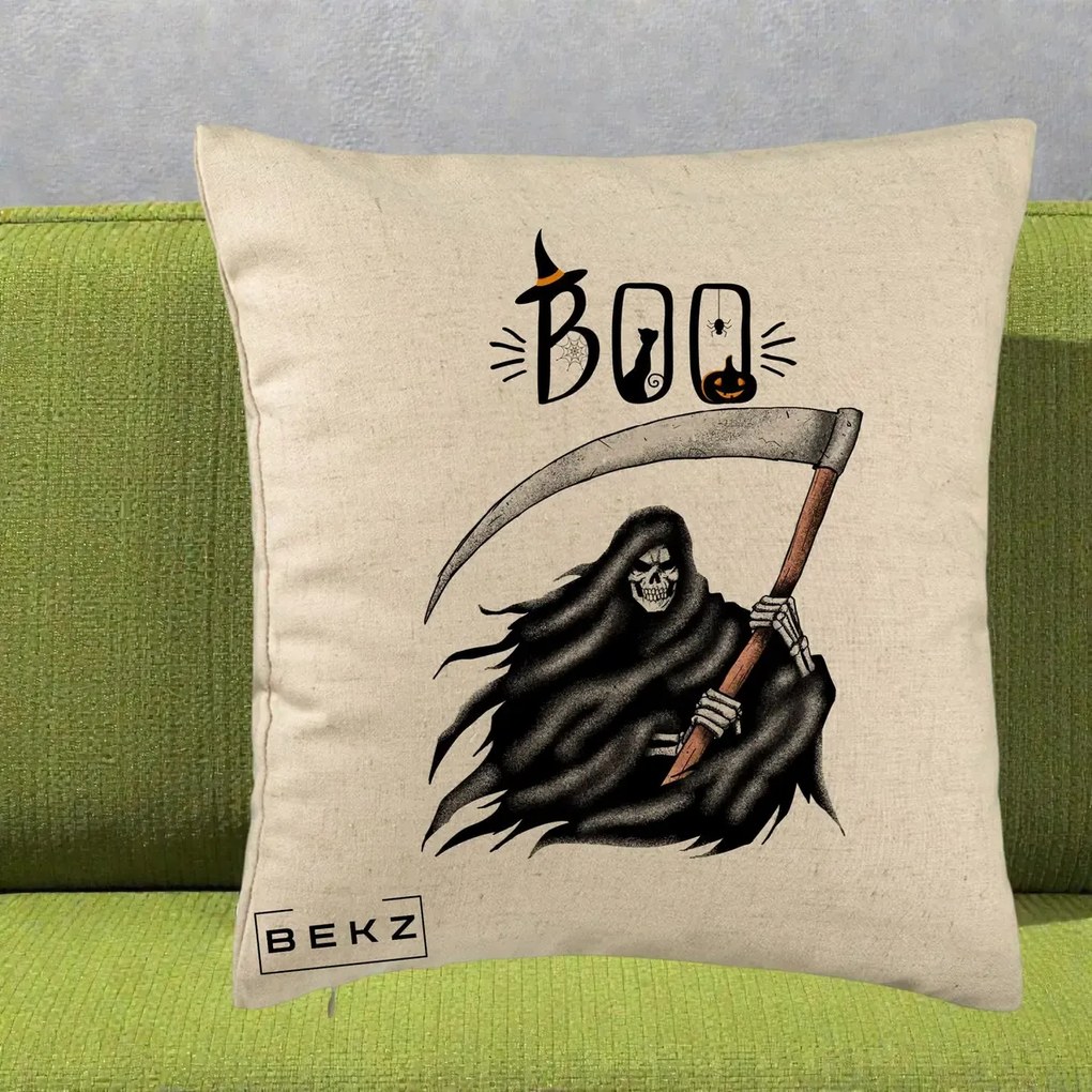 Perna Decorativa Halloween Boo Grim Reaper cu Coasa, 40x40 cm, Bej, Husa Detasabila, Perna Inclusa, BEKZ®