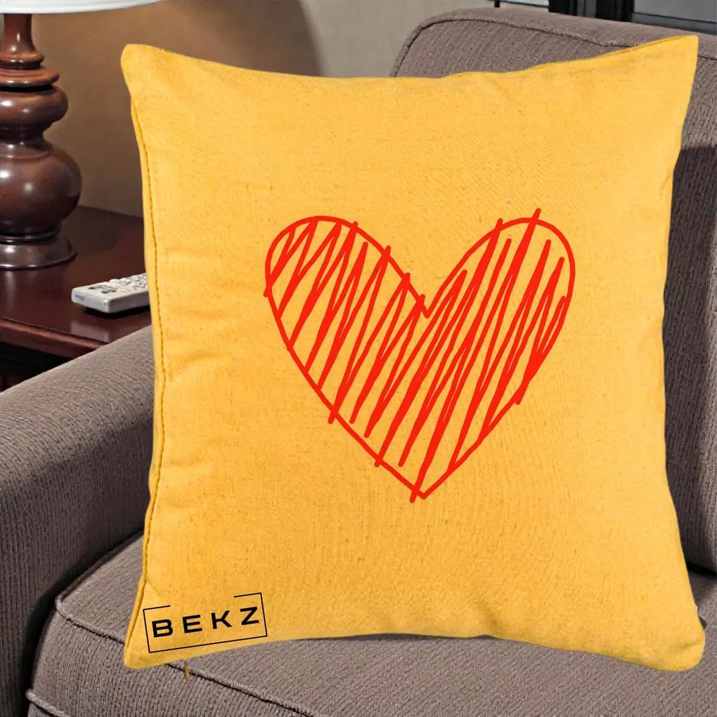 Perna Decorativa Inima Rosie Desen Manual, 40x40 cm, Galben, Husa Detasabila, Perna Inclusa, BEKZ®