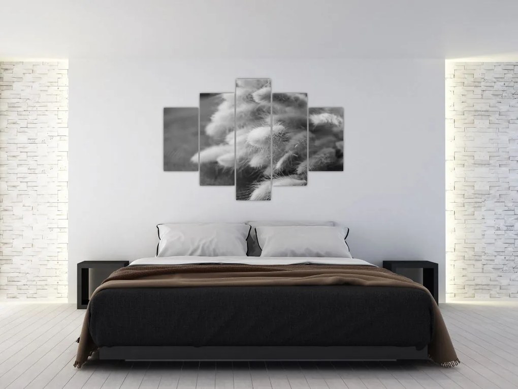 Tablou - iarbă de coadă de iepure pe masă (150x105 cm)