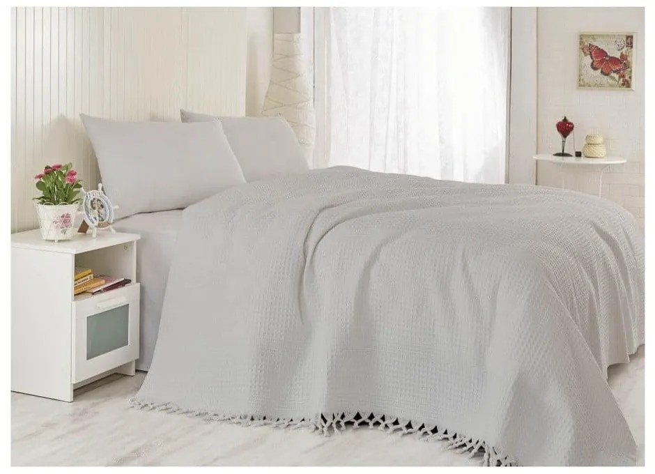 Cuvertură bej din bumbac 220x240 cm Pique – Mijolnir
