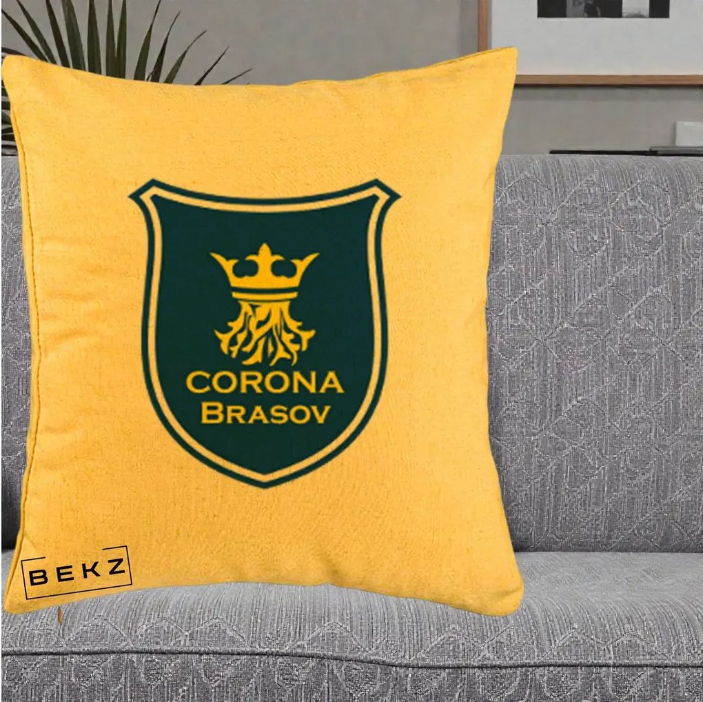 Perna Personalizata Corona Brasov Fotbal, 40x40 cm, Galben, Husa Detasabila, Perna Inclusa, BEKZ®