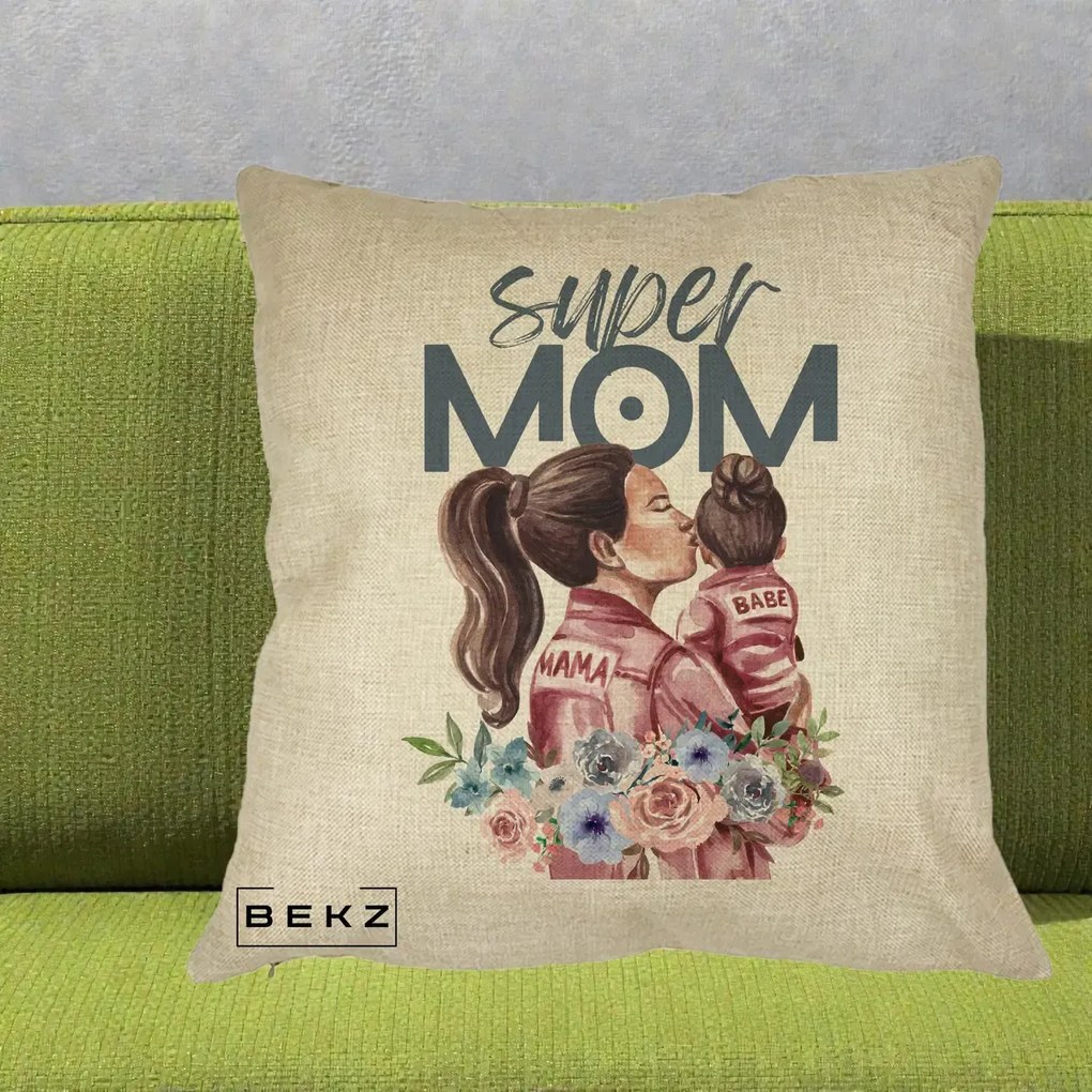 Cadou pentru Mama - Perna Personalizata Super Mom Mama cu Bebelusul, 40x40 cm, Crem, Husa Detasabila, Perna Inclusa, BEKZ®
