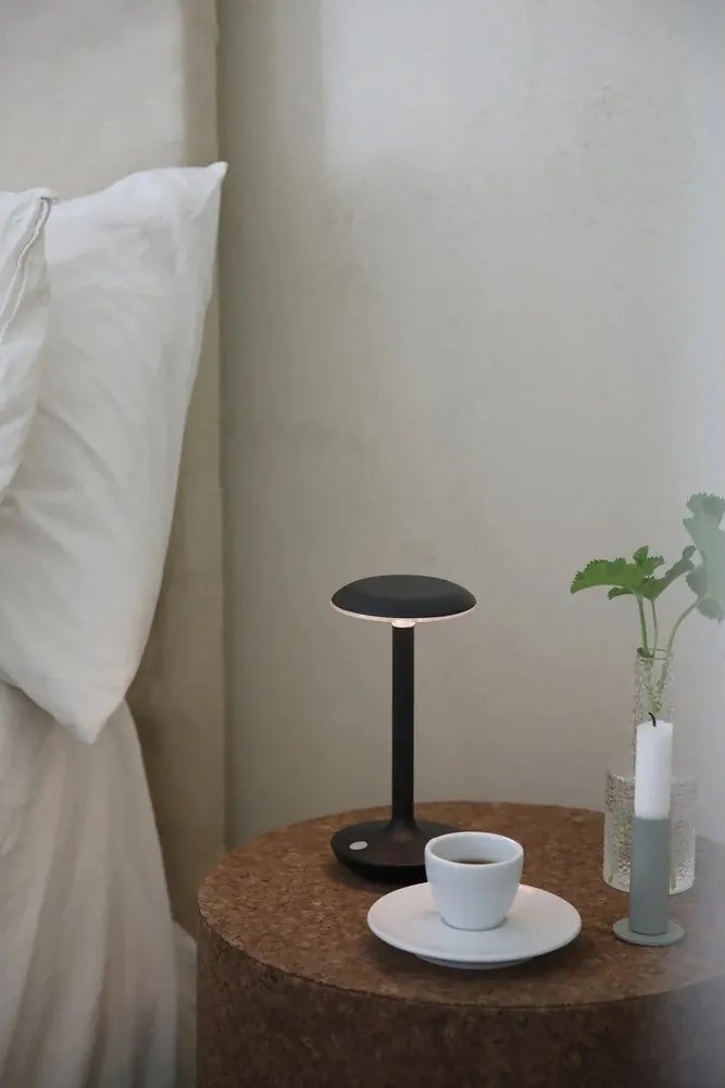 Veioză neagră LED (înălțime 20 cm) Petit – Markslöjd