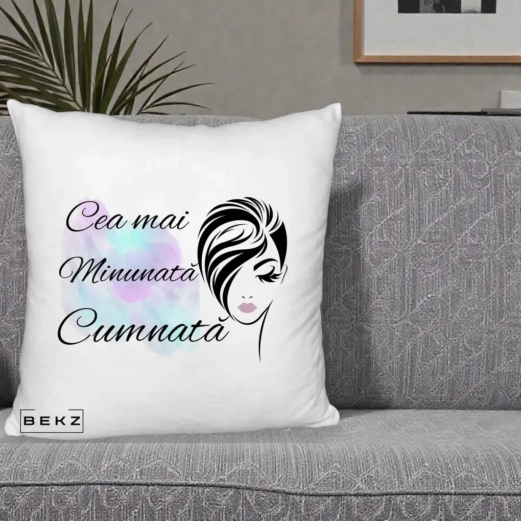 Cadou pentru Cumnata - Perna Personalizata Cea mai Minunata Cumnata cu Silueta Dama si Pete Multicolor, 40x40 cm, Alb Pufos, Husa Detasabila, Perna Inclusa, BEKZ®