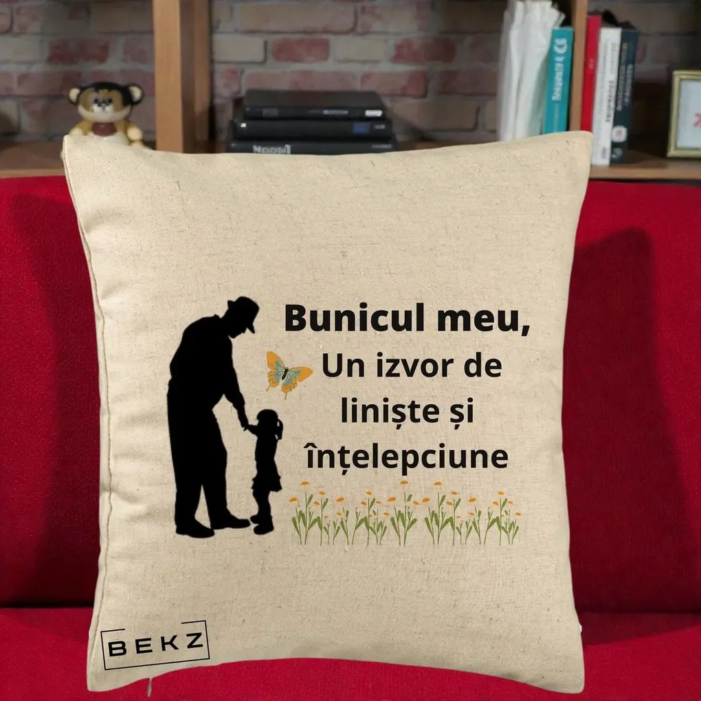Cadou pentru Bunic - Perna Personalizata Bunicul Meu Izvor de Liniste cu Fluture si Fetita, 40x40 cm, Bej, Husa Detasabila, Perna Inclusa, BEKZ®