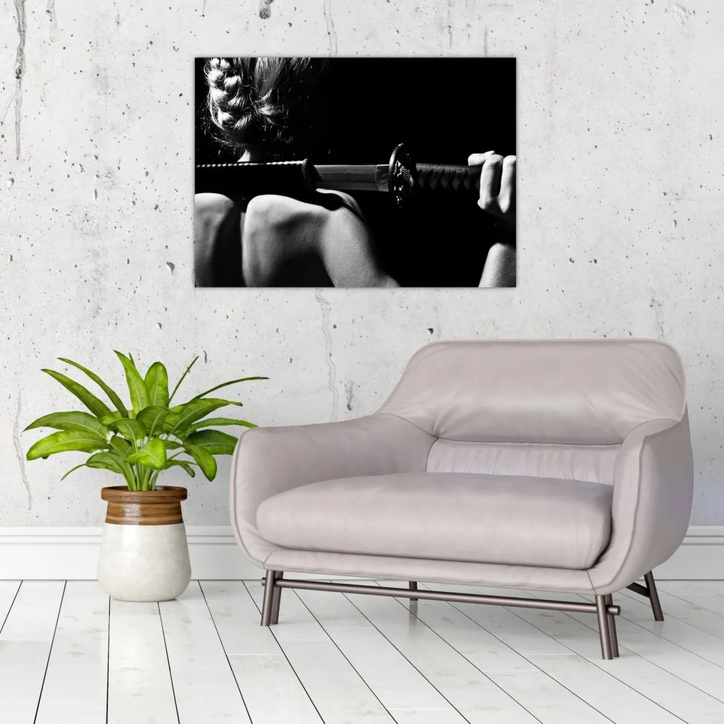 Tablou pe sticlă - Femeie cu o sabie (70x50 cm)