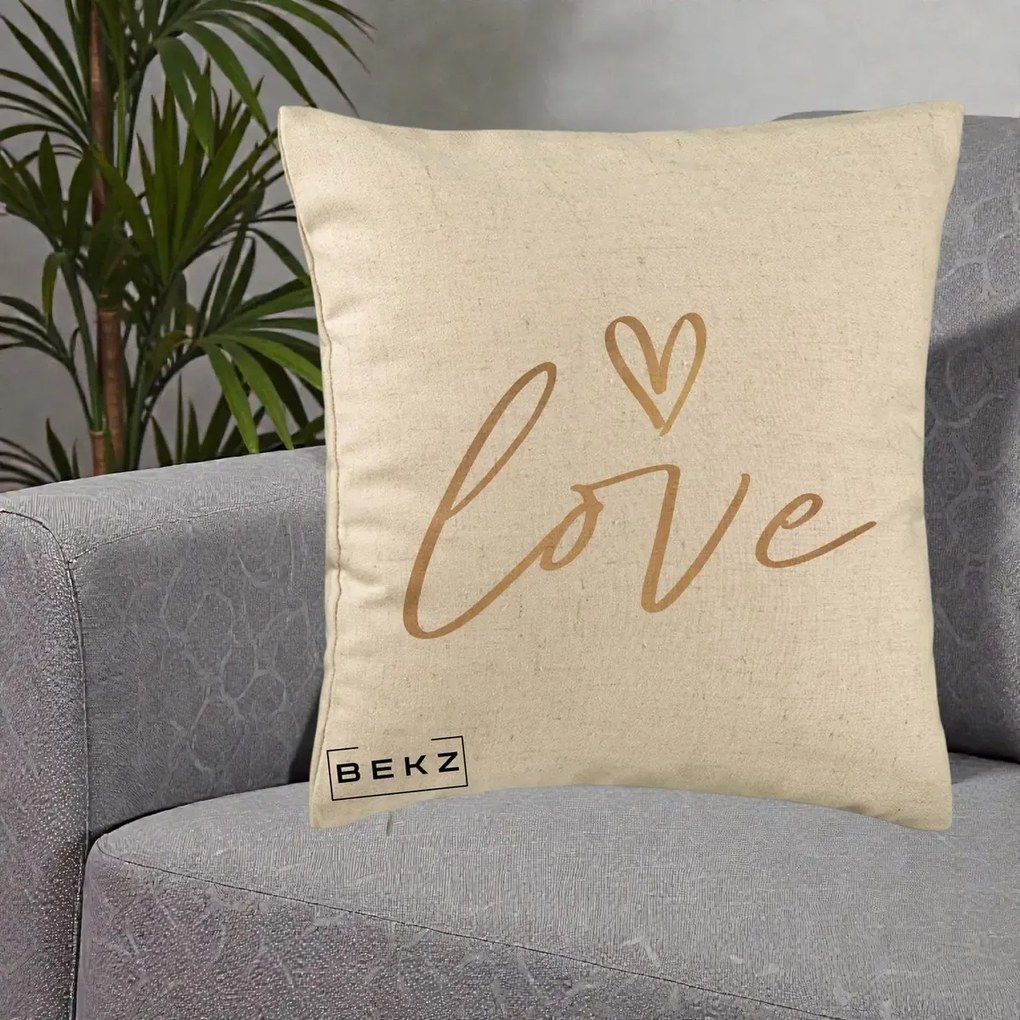 Perna Decorativa Love Caligrafie Aurie, 40x40 cm, Bej, Husa Detasabila, Perna Inclusa, BEKZ®