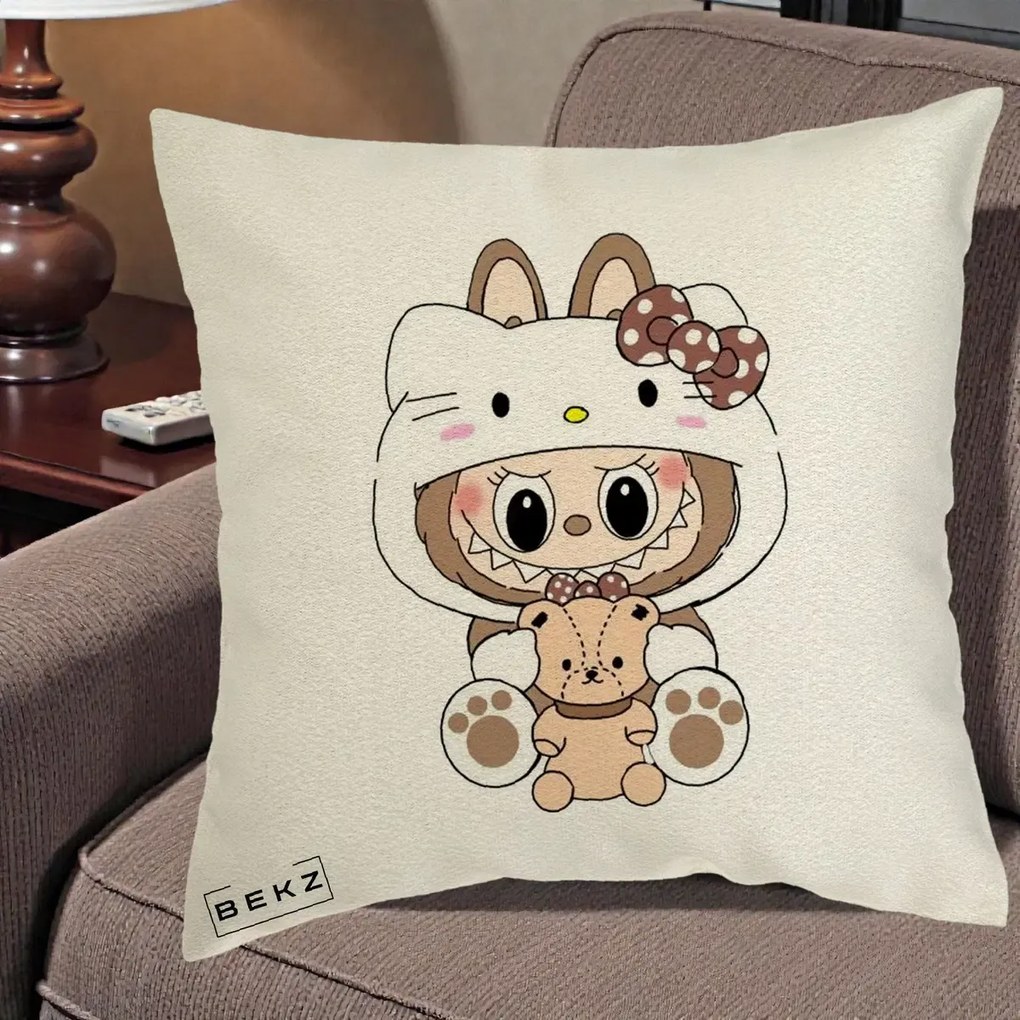 Perna personalizata Labubu x Hello Kitty Maro-Vintage, 40x40 cm cu Umplutura, Ecru, BEKZ