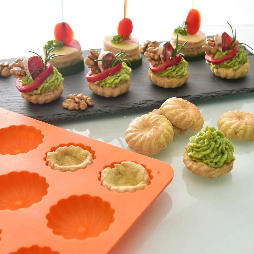 Formă de copt pentru mini-prăjiturele Bundt din silicon 22x32 cm – Orion