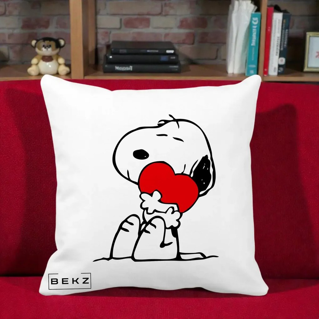 Perna Personalizata Snoopy cu Inima, 40x40 cm, Alba Mata, Husa Detasabila, Perna Inclusa, BEKZ®