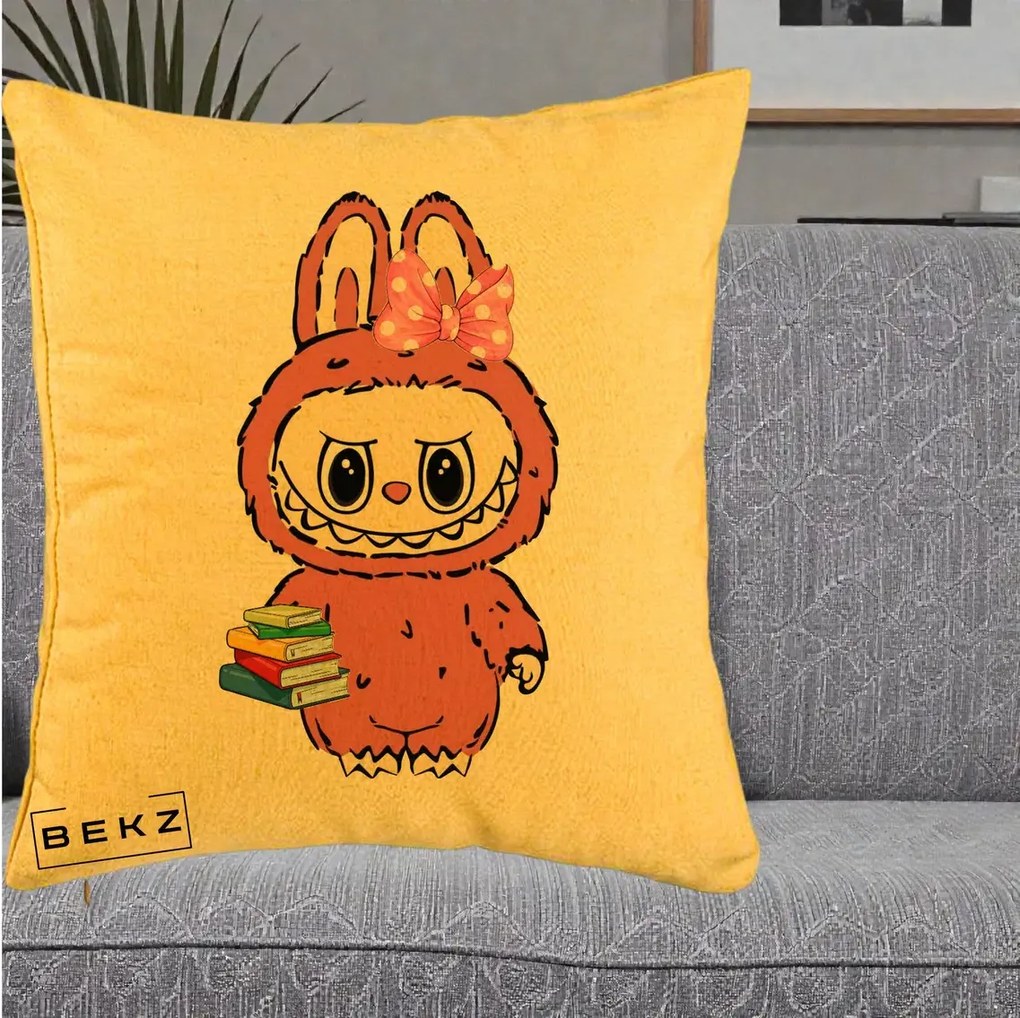 Perna Personalizata Labubu Roz cu Funda si Carti, 40x40 cm, Galben, Husa Detasabila, Perna Inclusa, BEKZ®