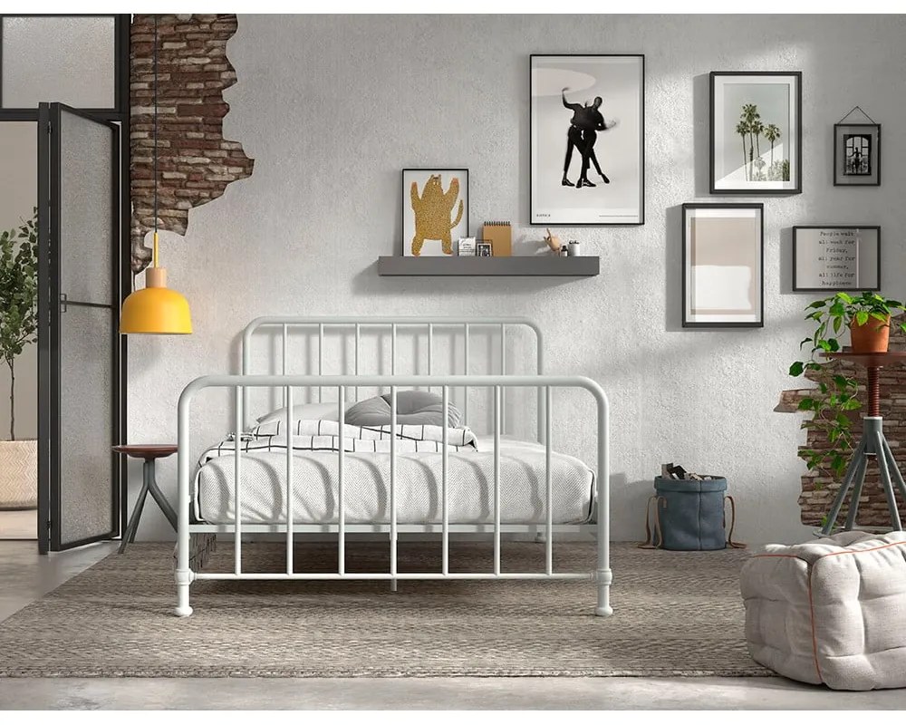 Pat matrimonial alb din metal cu somieră 140x200 cm BRONXX – Vipack
