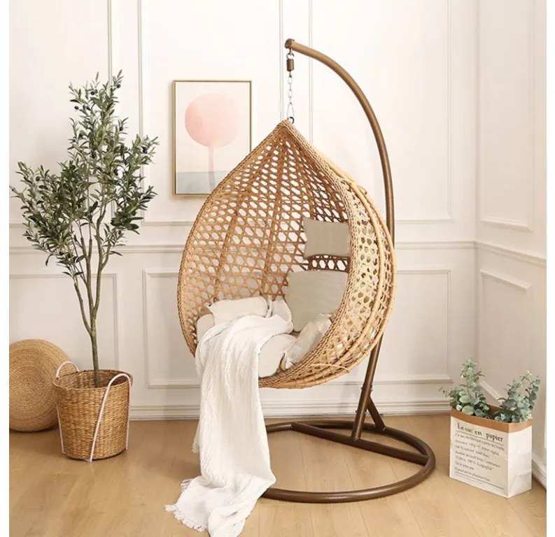 OFERTA Scaun balansoar suspendat maro deschis TROPIKAL cu suport, a doua calitate