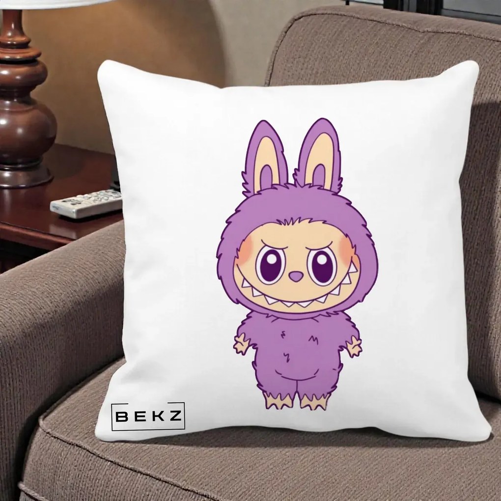 Perna Personalizata Labubu Violet Solo, 40x40 cm, Alba Mata, Husa Detasabila, Perna Inclusa, BEKZ®