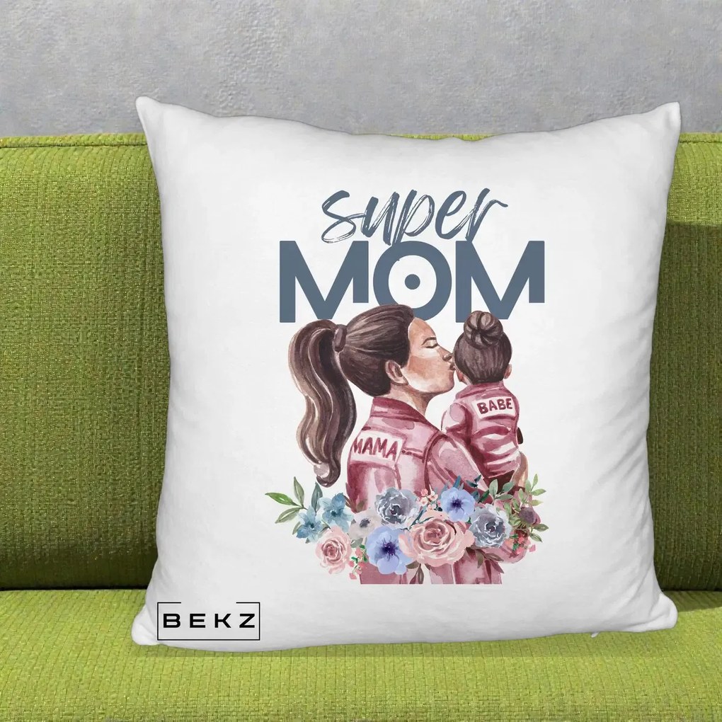 Cadou pentru Mama - Perna Personalizata Super Mom Mama cu Bebelusul, 40x40 cm, Alb Pufos, Husa Detasabila, Perna Inclusa, BEKZ®