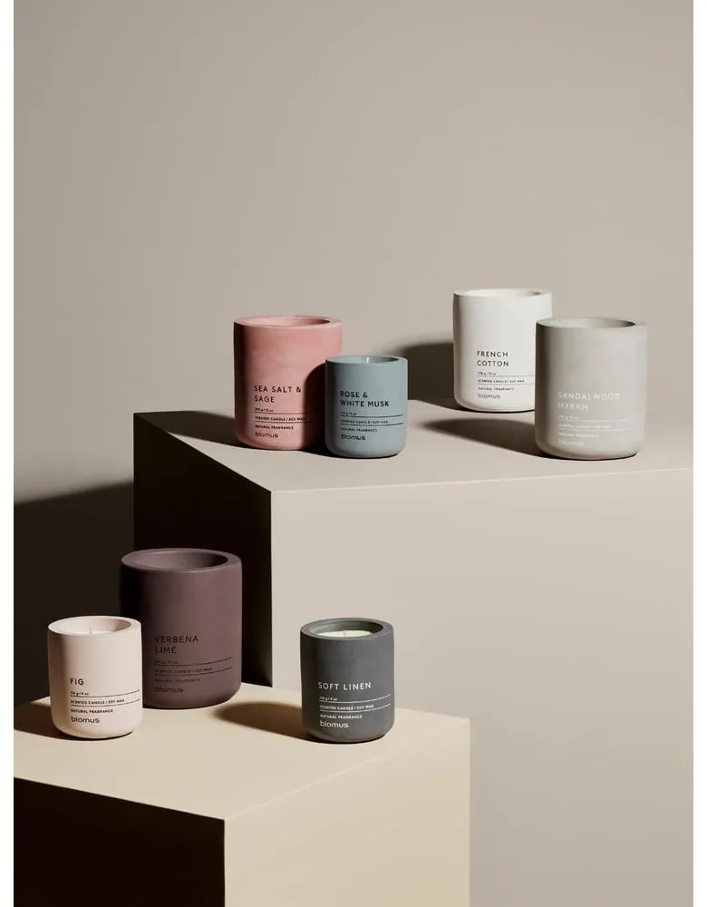 Lumânare parfumată din ceară de soia timp de ardere 24 h Fraga: French Cotton – Blomus