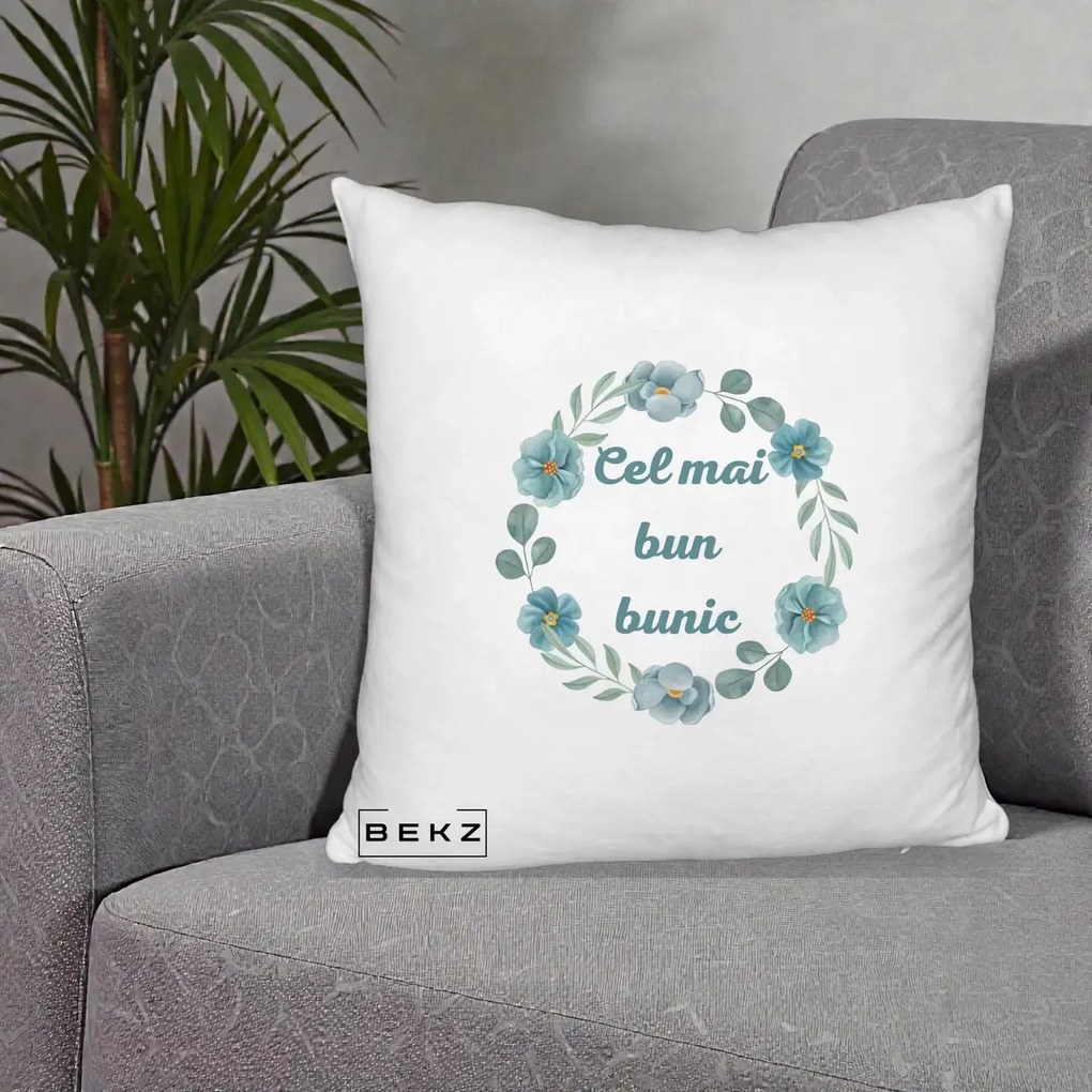 Cadou pentru Bunic - Perna Personalizata Cel Mai Bun Bunic Coronita Flori Albastre Teal, 40x40 cm, Alb Pufos, Husa Detasabila, Perna Inclusa, BEKZ®