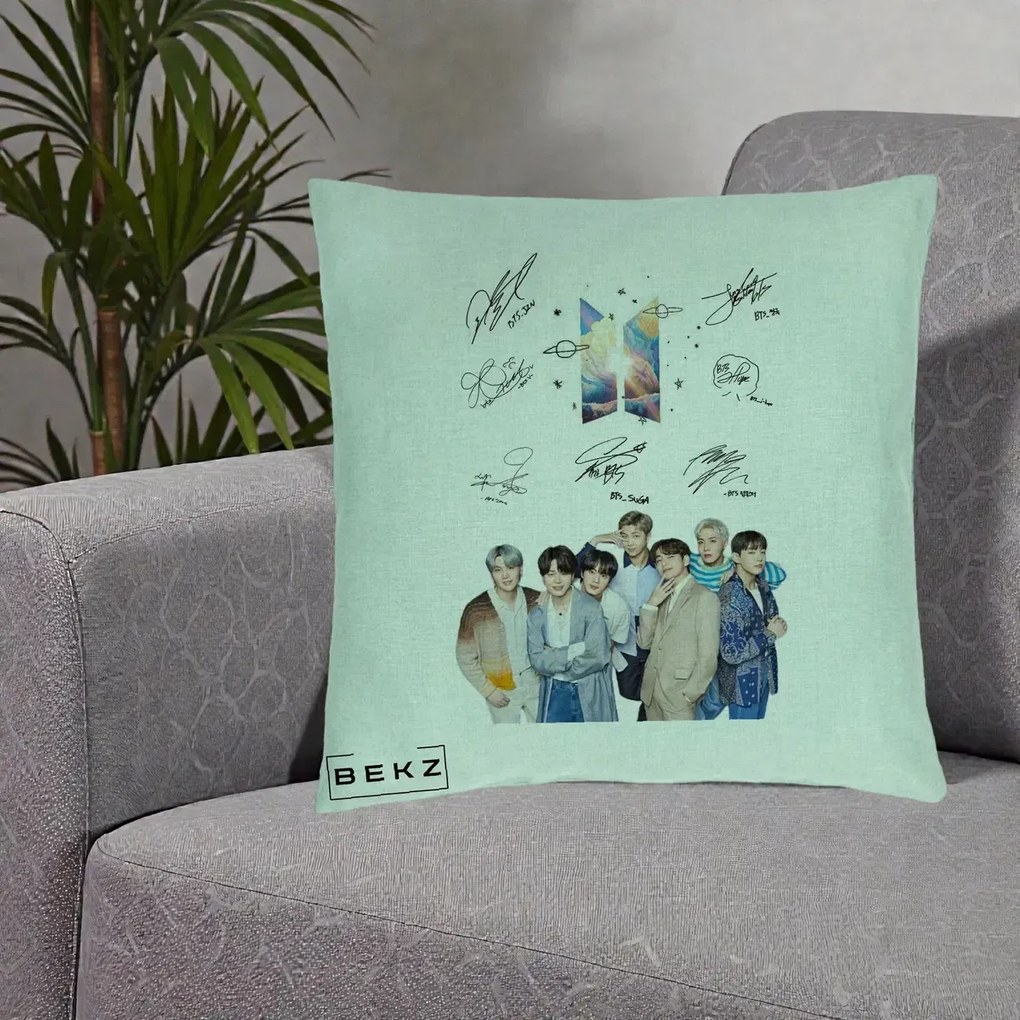 Perna Personalizata K-pop BTS Autografe Toti Membrii Fotografie, 40x40 cm, Verde Menta, Husa Detasabila, Perna Inclusa, BEKZ®