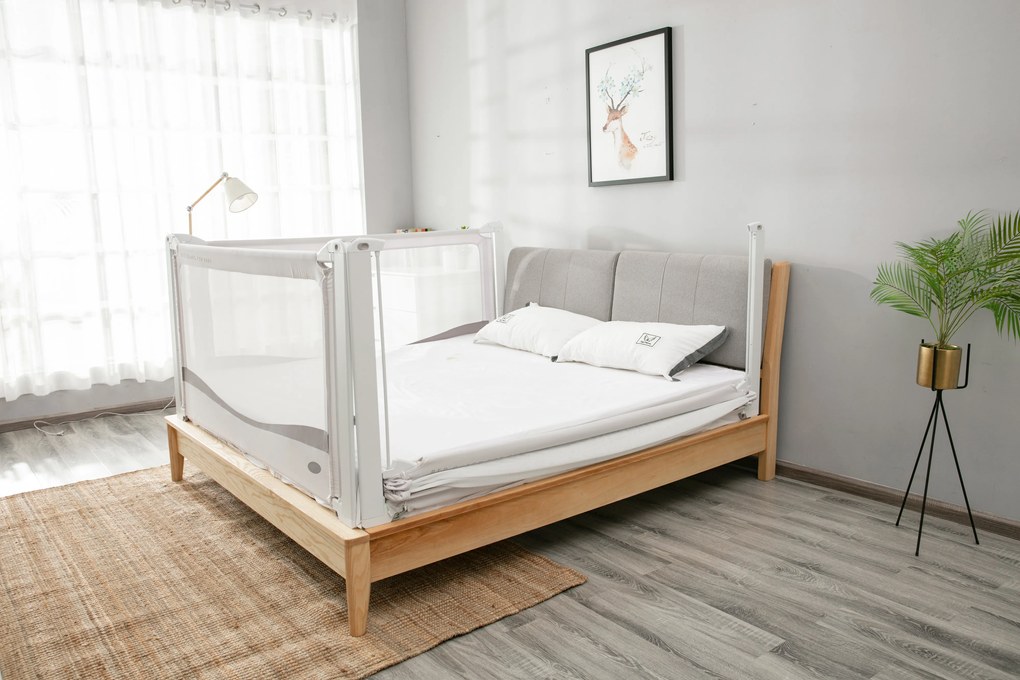 Protecție laterală pat Monkey Mum® Premium - 160 cm - gri deschis