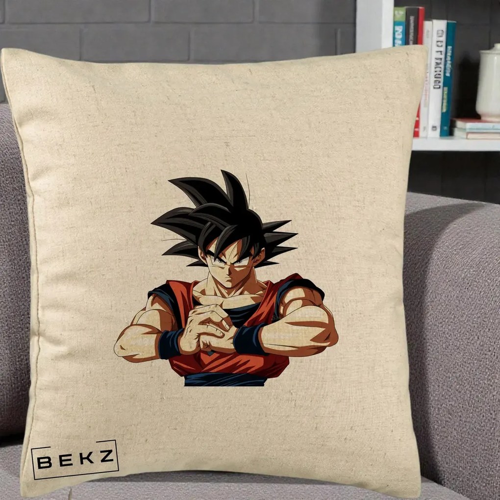 Perna Personalizata Dragon Ball Goku Portret Serios, 40x40 cm, Bej, Husa Detasabila, Perna Inclusa, BEKZ®