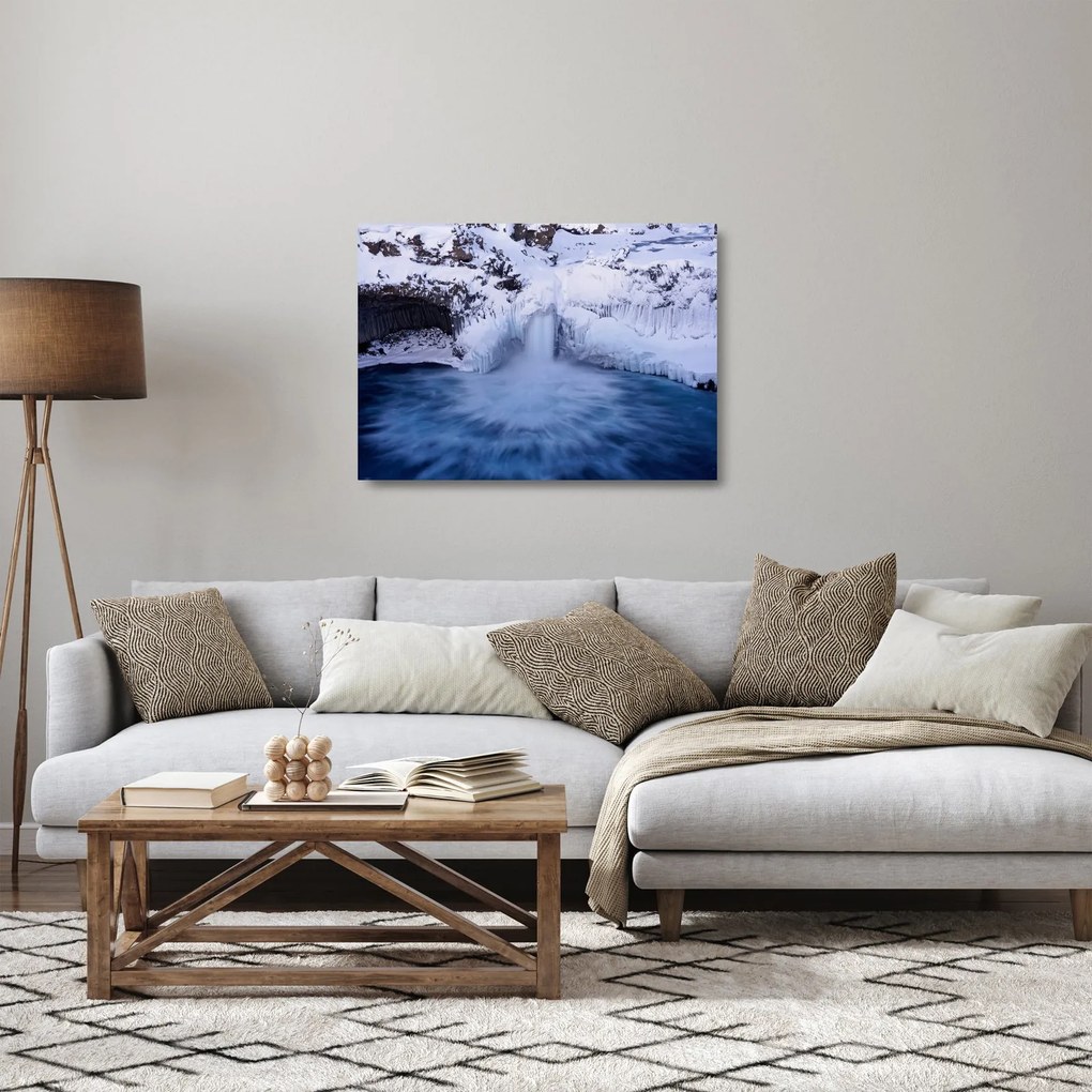 Tablou pe sticlă cu cascadele iarna (70x50 cm)