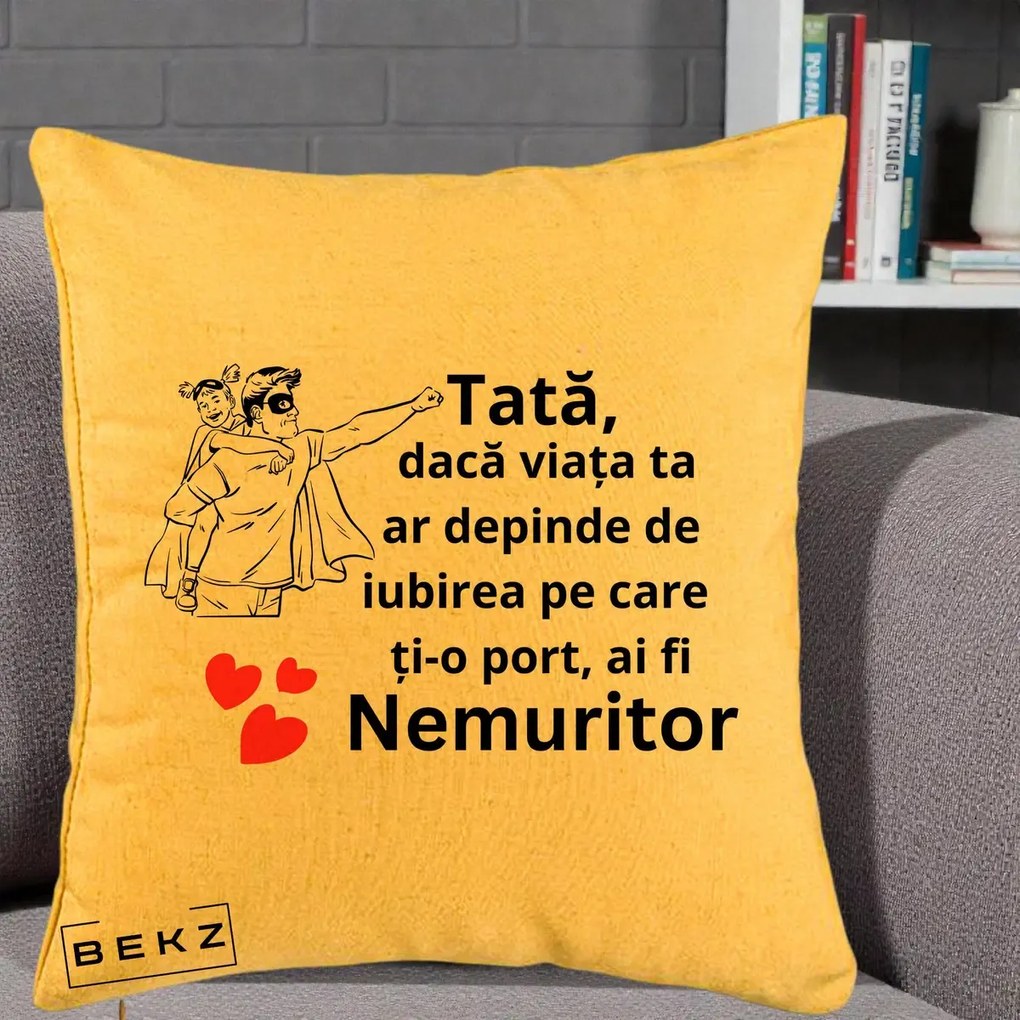 Cadou pentru Tata - Perna Personalizata Tata Nemuritor Supererou cu Masca, 40x40 cm, Galben, Husa Detasabila, Perna Inclusa, BEKZ®