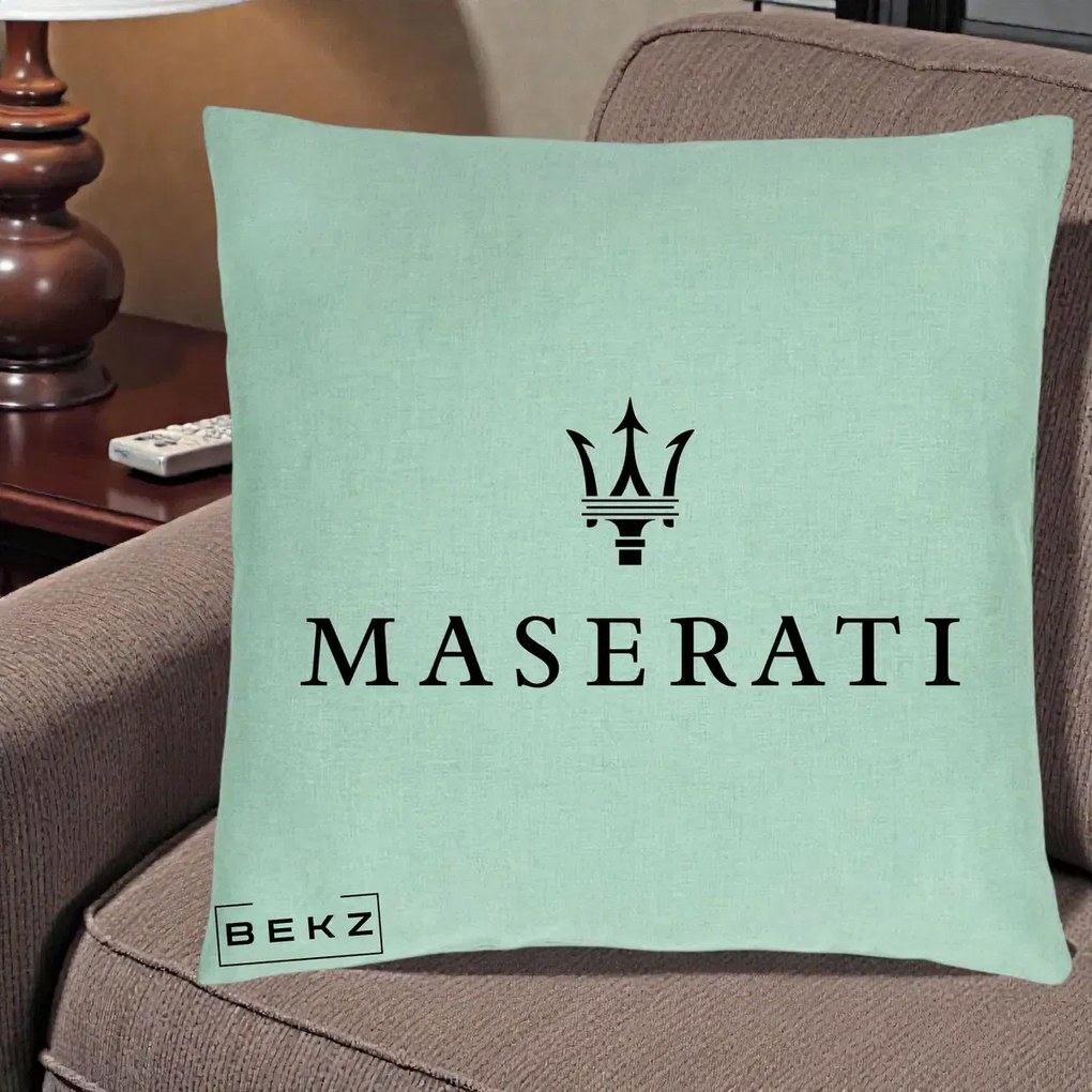 Perna Personalizata cu emblema Maserati, 40x40 cm, Verde Menta, Husa Detasabila, Perna Inclusa, BEKZ®
