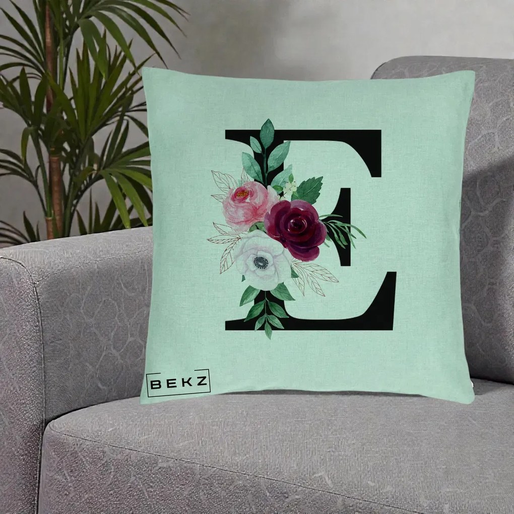 Cadou Personalizat - Perna Personalizata Monograma Florala Litera E, 40x40 cm, Verde Menta, Husa Detasabila, Perna Inclusa, BEKZ®