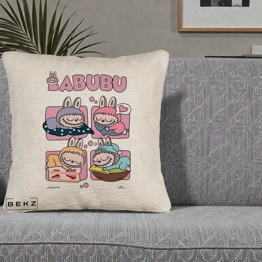 Perna Personalizata Labubu Sleeping Quad Grid, 40x40 cm, Bej Canapea, Husa Detasabila, Perna Inclusa, BEKZ®